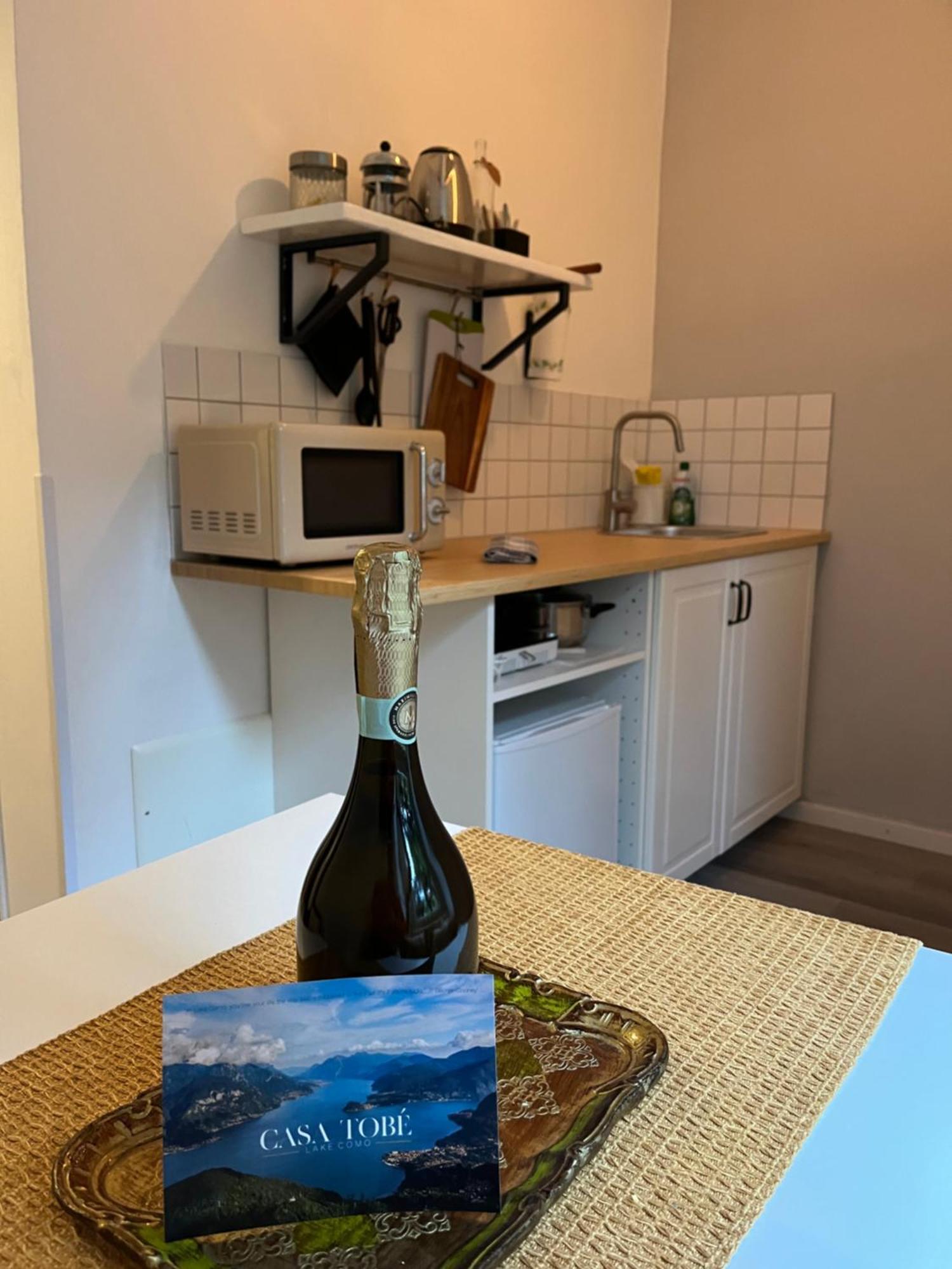 Casa Tobe Lägenhet Menaggio Exteriör bild